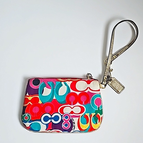 PICK ANY 3 | Coach Poppy “Daisy” graffiti - Picture 2 of 14